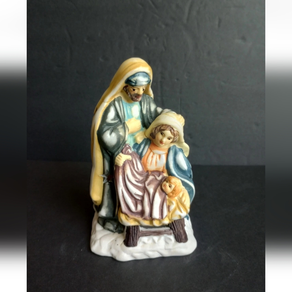 Ceramic K's Collection Nativity Scene Votive Candle Holder 5"